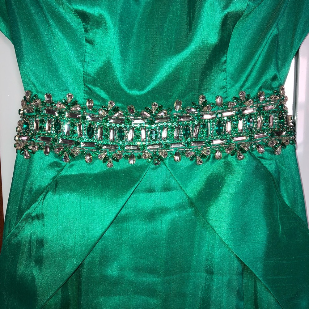 Prom Dress - Picture 4 of 8